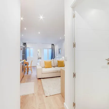 Blue Charm - Campolide *