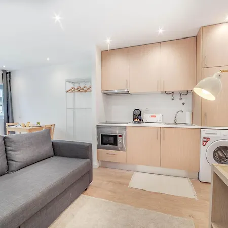 Blue Charm - Campolide Апартаменты