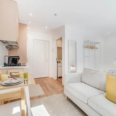 Апартаменты Blue Charm - Campolide