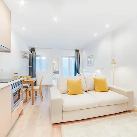 Blue Charm - Campolide Apartamento