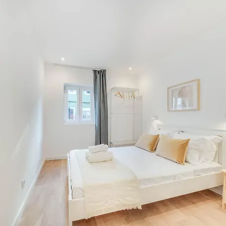 Blue Charm - Campolide Apartamento