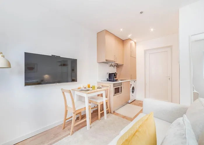 Blue Charm - Campolide Lisboa