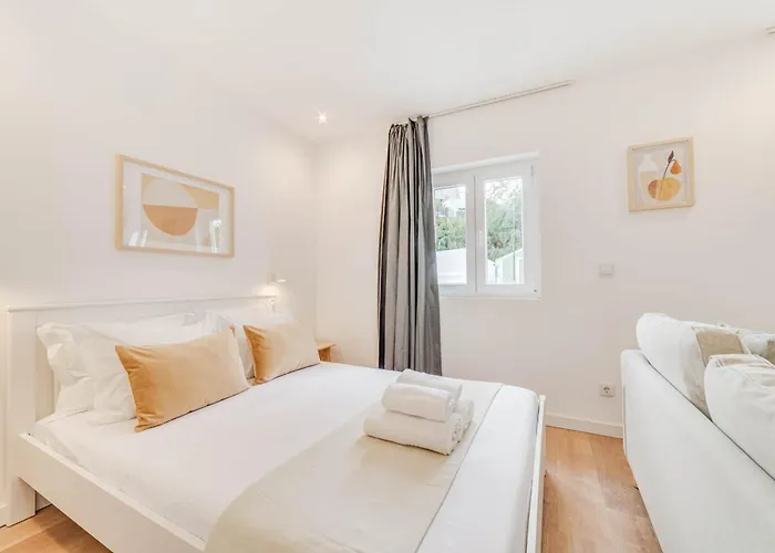 Blue Charm - Campolide Apartamento *