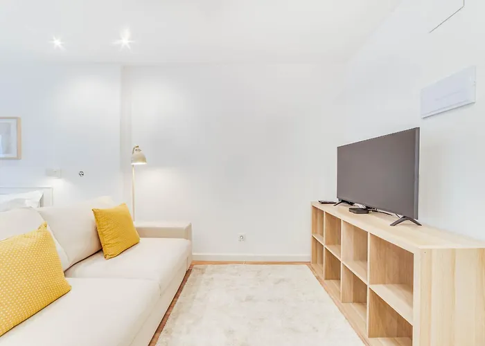 Blue Charm - Campolide *