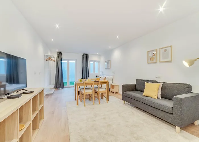 Blue Charm - Campolide Apartamento