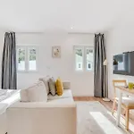 Blue Charm - Campolide Apartmán